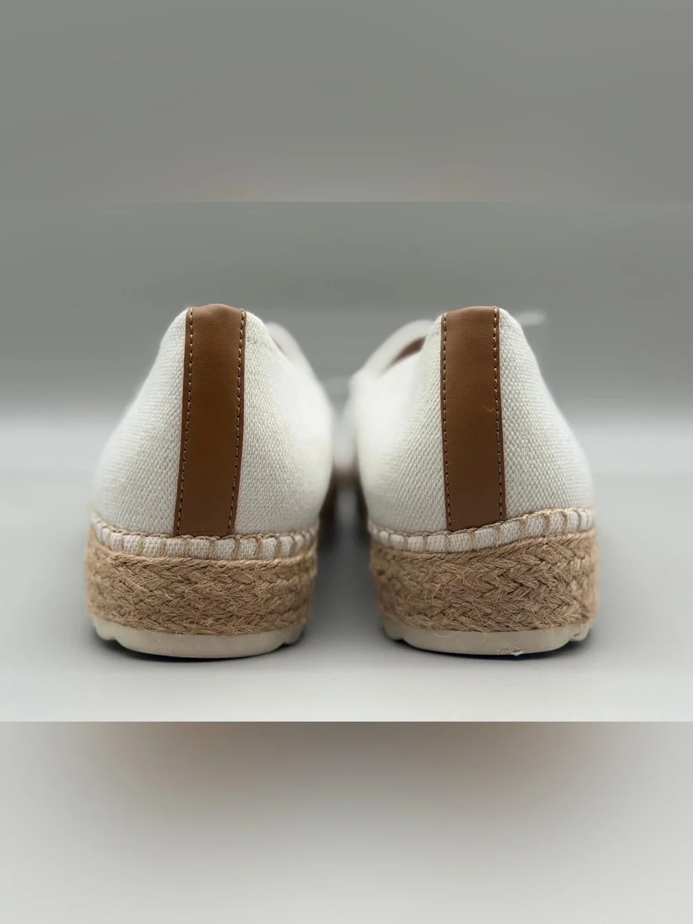 Dr. Scholl’s Sunray Classic White Canvas Espadrille Slip-On for Women, size 11US
